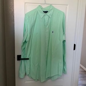 men’s classic fit button down shirt in XLT